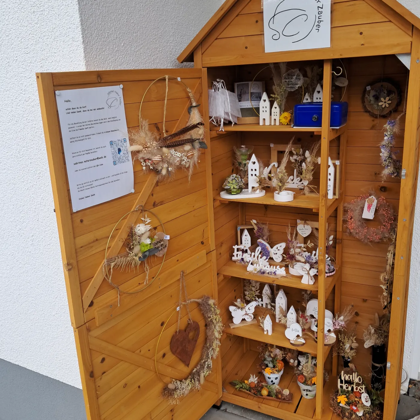 Sabrinas Naturzauber Selbstbedienungsschrank – Bild 1